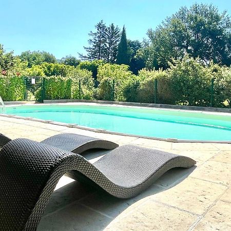 Rendez-Vous Avec Les Cigales - Gite 6 Personnes 100M2 - Piscine Privee - Climatisation Cheval-Blanc エクステリア 写真