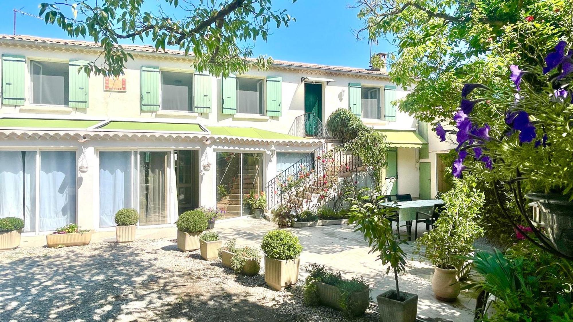 Rendez-Vous Avec Les Cigales - Gite 6 Personnes 100M2 - Piscine Privee - Climatisation Cheval-Blanc エクステリア 写真